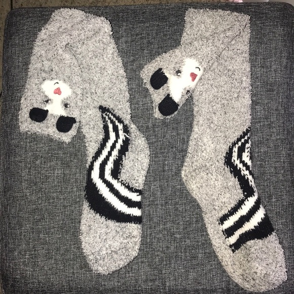 Super cute fuzzy socks! - Picture 1 of 1